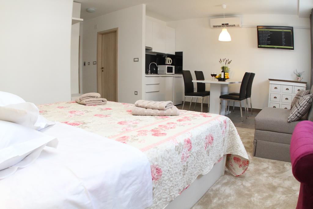 Studio Apartments Mirakul Split Oda fotoğraf
